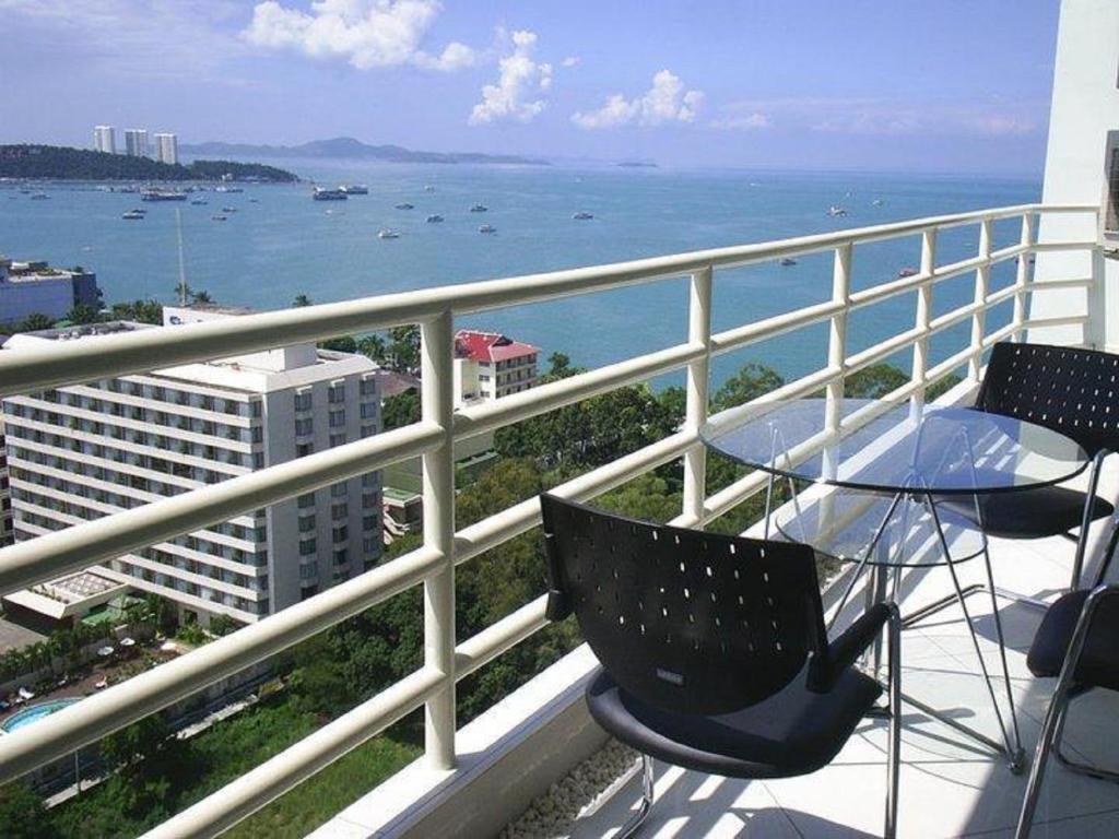 Vtsix Condo Service At View Talay 6 Condo פאטאיה חדר תמונה